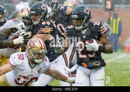 Chicago Bears Running Back Ka'Deem Carey Faces a Make-or-Break Offseason in  2015, News, Scores, Highlights, Stats, and Rumors