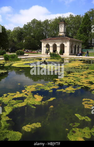 The Italian Gardens at Hyde Park Stock Photo