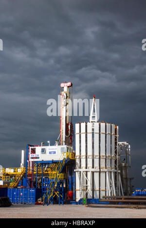 PR Marriot mobile Rig 50, A Drillmec HH-220, Bought For Cuadrilla Resources shale rock gas in Grange Hill, Poulton le Fylde, Blackpool, England, UK Stock Photo