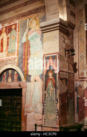 VERONA, ITALY - OCTOBER 10, 2016 - interior of San Zeno Basilica (San Zeno Maggiore, San Zenone) in Verona city. The church and Benedictine monastery Stock Photo