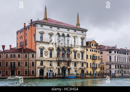 travel to Italy - wet palaces in Venice in autumn rain Stock Photo