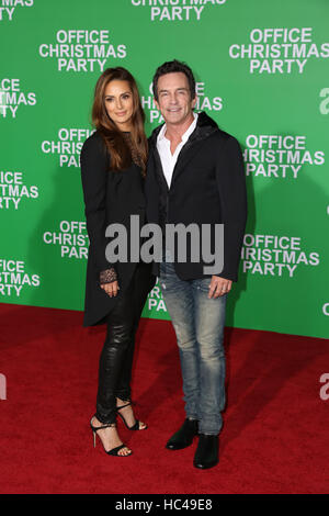 Westwood, Ca. 07th Dec, 2016. Lisa Ann Russell, Jeff Probst arrives at the premiere of Paramount Pictures' 'Office Christmas Party' at Regency Village Theatre on December 7, 2016 in Westwood, California. ( Credit:  Parisa Afsahi/Media Punch)./Alamy Live News Stock Photo