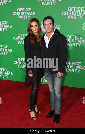 Westwood, Ca. 07th Dec, 2016. Lisa Ann Russell, Jeff Probst arrives at the premiere of Paramount Pictures' 'Office Christmas Party' at Regency Village Theatre on December 7, 2016 in Westwood, California. ( Credit:  Parisa Afsahi/Media Punch)./Alamy Live News Stock Photo