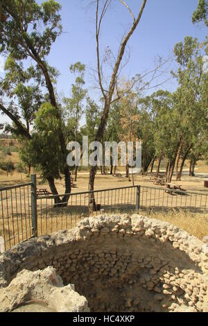 Israel, Negev, the Water Wells road in Beeri forest, Mador Cistern from the Byzantine period Stock Photo