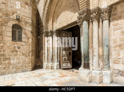 JERUSALEM, ISRAEL - APRIL 06, 2016: Entrance to the Church of the Holy Sepulchre in Jerusalem on APRIL 06, 2016, Israel Stock Photo