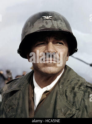 BATTLE OF THE BULGE, Dana Andrews, 1965 Stock Photo - Alamy