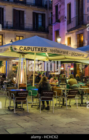 Night view of an outdoor cafe in the Born district, Barcelona, Catalonia, Spain Stock Photo