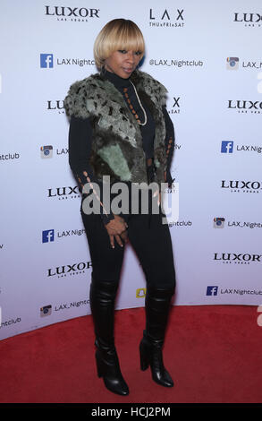 Las Vegas, NV, USA. 9th Dec, 2016. 09 December 2016 - Las Vegas, NV - Mary J Blige. LAX Nightclub at Luxor Welcomes Living Legend and Queen of Hip Hop Soul Mary J. Blige. Photo Credit: MJT/AdMedia © Mjt/AdMedia/ZUMA Wire/Alamy Live News Stock Photo