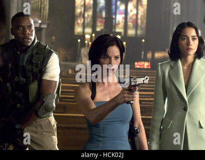 RESIDENT EVIL: APOCALYPSE, Razaaq Adoti, 2004. ©Screen Gems/courtesy