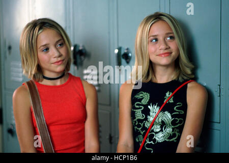 YOU'RE INVITED TO MARY-KATE & ASHLEY'S SCHOOL DANCE, from left: Mary