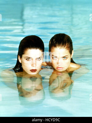 WILD THINGS, Neve Campbell, Denise Richards, 1998, (c) Columbia