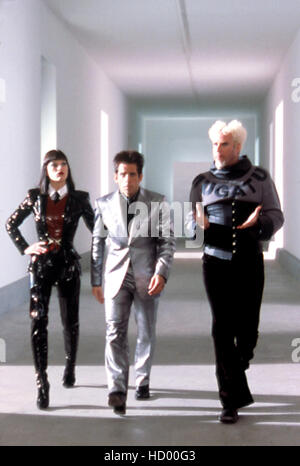 ZOOLANDER, Milla Jovovich, 2001. ©Paramount/courtesy Everett Collection ...