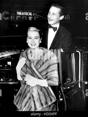 GRACE KELLY with Oleg Cassini. 1954 Stock Photo - Alamy