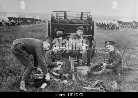 British Soldiers at Army Camp, Aldershot, England, UK, Bain News Service, 1915 Stock Photo