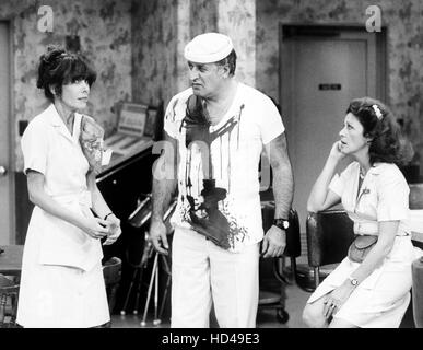 ALICE, from left: Beth Howland, Celia Weston, Linda Lavin in 'Jolene