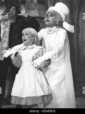 ALICE IN WONDERLAND, Carol Channing, Natalie Gregory, Ann Jillian, 1985 ...