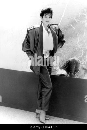DOWNTOWN, Mariska Hargitay, 1986-87. © CBS / Courtesy: Everett