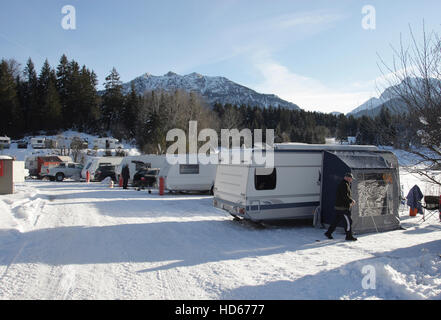 Caravans in winter, Alpine Caravan Park Tennsee near Cologne, Upper Bavaria, Bavaria Stock Photo