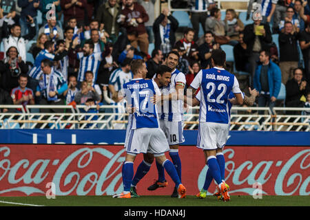 San Sebastian, Gipuzcoa, Spain. 10th December, 2016. Real Sociedad players celebrating their first goal of the Liga Santander match between Real Sociedad v Valencia CF Credit:  Alvaro Campo/Alamy Live News Stock Photo