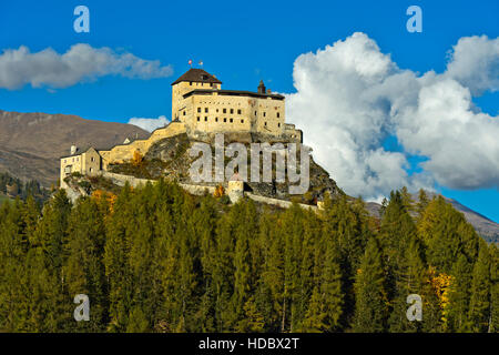 Tarasp Castle, Tarasp, Lower Engadin, Graubunden, Grisons, Switzerland Stock Photo