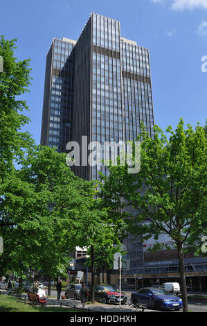 Hochhaus ´Steglitzer Kreisel´, Schlossstrasse, Steglitz, Berlin, Deutschland Stock Photo