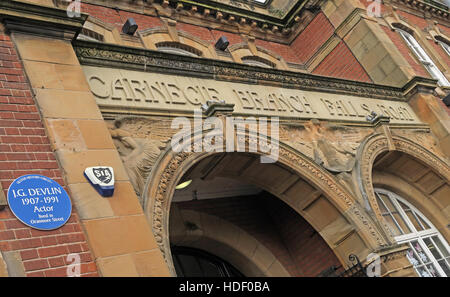 Belfast Falls Rd Carnegie Branch Library Facade & Entrance, with JG Devlin blue plaque - Oranmore Street Stock Photo