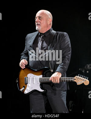 Billy Joel At Wrigley Field Chicago, IL - August 26, 2016 (Photo