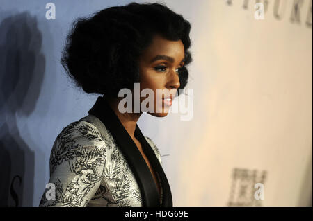 New York City. 10th Dec, 2016. Janelle Monae attends the 'Hidden Figures' New York special screening at SVA Theatre on December 10, 2016 in New York City. | Verwendung weltweit © dpa/Alamy Live News Stock Photo