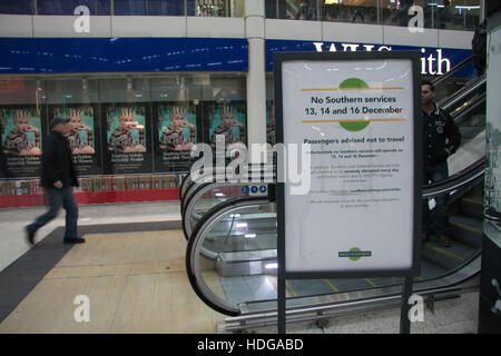 London UK. 12th December 2016. Passengers at Victoria Station are advised not to travel on 13, 14 and 16 `December due to Conductors strike  by RMT and ASLEF rail unions in an ongoing dispute and further planned industrial action over the Christmas and New year period Credit:  amer ghazzal/Alamy Live News Stock Photo