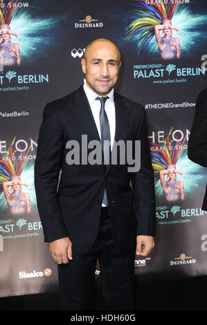 World premiere of 'THE ONE' at Friedrichstadtpalast.  Featuring: Arthur Abraham Where: Berlin, Germany When: 06 Oct 2016 Stock Photo