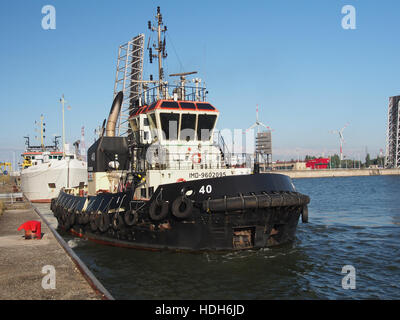 40 (tugboat, 2012) at the kai in front of the Berendrechtlock pic1 Stock Photo