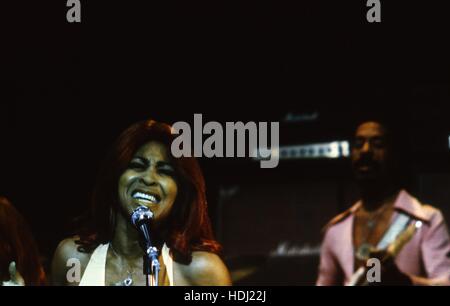 Tina Turner, Ike Turner on-stage. -  01/11/1972  -  France / Ile-de-France (region) / Paris  -  Concert Tina Turner, ORTF, Paris, 972   -  Philippe Gras / Le Pictorium Stock Photo