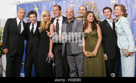 The cast from the Emmy winning television series 'Arrested Development' at the 56th Annual Emmy Awards  in Los Angeles, California on Sunday 19 September, 2004.  From left to right, Jeffrey Tambor, Jason Bateman, Portia de Rossi, Will Arnett, David Cross, Tony Hale, Alia Shawkat, Michael Cera and Jessica Walter. Photo credit: Francis Specker Stock Photo