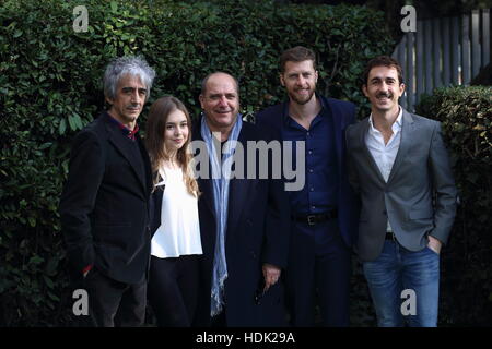 Roma, Italy. 12th Dec, 2016. Cast during photocall of Italian fiction 'Il Mio Vicino del Piano di Sopra', which is part of the TV movie cycle 'Purchè Finisca Bene 2' produced by Rai Fiction. © Matteo Nardone/Pacific Press/Alamy Live News Stock Photo