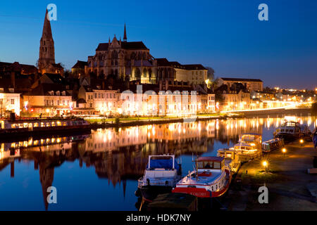 Auxerre, Yonne, France at dusk Stock Photo