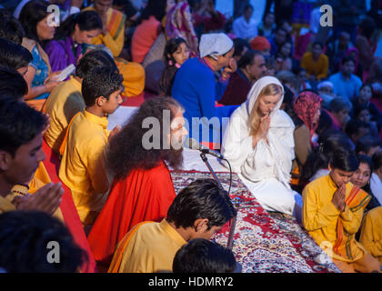 Evening Ganga Aarti Ceremony at the Parmarth Niketan Ashram in Rishikesh,Uttarakhand,India Stock Photo