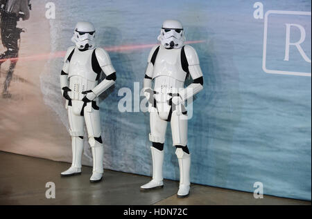 London, UK, UK. 13th Dec, 2016. atmosphere at the launch event for 'Rouge One: A Star Wars Story' at Tate Modern. Credit:  Ferdaus Shamim/ZUMA Wire/Alamy Live News Stock Photo
