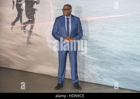 London, UK. 13th Dec, 2016. Forest Whitaker attends the Launch Event of ROGUE ONE: A STAR WARS STORY at Tate Modern, in London, England (13/12/2016) | Verwendung weltweit/picture alliance Credit:  dpa/Alamy Live News Stock Photo