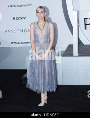 Los Angeles, USA. 14th Dec, 2016. Anna Faris attends the world premiere of “Passengers” at Regency Village Theatre on December 14, 2016 in Los Angeles, California Credit:  The Photo Access/Alamy Live News Stock Photo