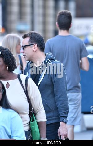 Fred Armisen spotted hugging an unidentified woman as he walks in Soho  Featuring: Fred Armisen Where: Manhattan, New York, United States When: 20 Oct 2016 Stock Photo