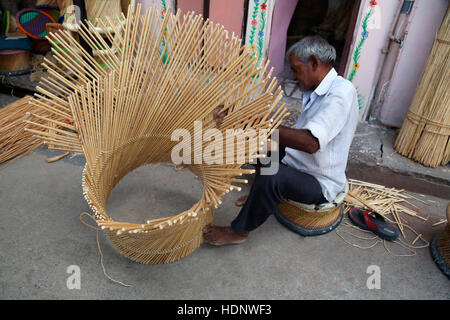 Cane mudda online chair