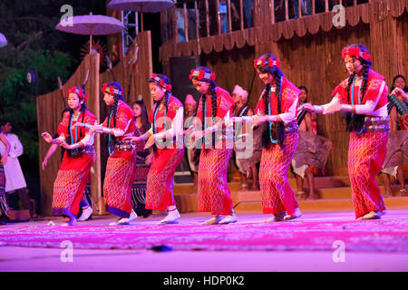 Nyishi Tribal Girls from Assam India performing Geyumja dance. Tribal Festival in Ajmer, Rajasthan, India Stock Photo