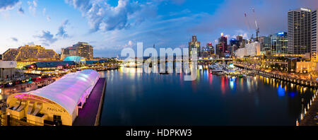 Iconic Sydney Darling Harbour purple night lights reflexion Stock Photo