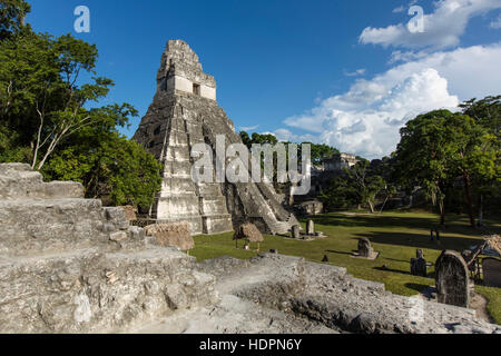 Temple I, or Temple of the Great Jaguar, is a funerary pyramid dedicated to Jasaw Chan K'awil, who was entombed in the structure in AD 734.  The pyram Stock Photo