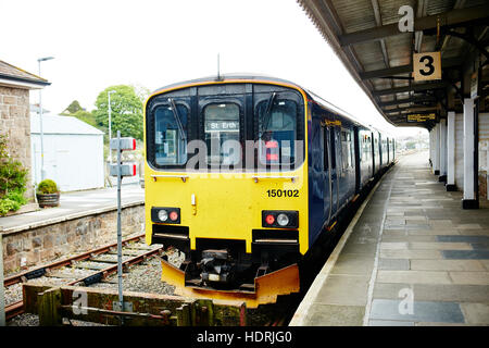 Train at St Erth Train Station Stock Photo