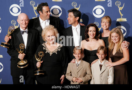 From left to right are actors, Peter Boyle, Brad Garrett, Doris Roberts, Ray Romano, Sawyer and Sullivan Sweeten, Patricia Heaton, Monica Horan, and Madylin Sweeten. of 'Everybody Loves Raymond' at the 57th Annual Emmy Awards at the Shrine Auditorium in Los Angeles, September 18, 2005. Photo credit: Francis Specker Stock Photo