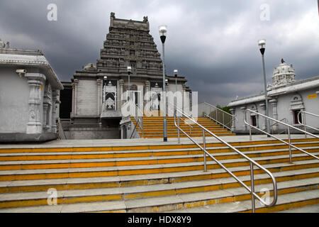 Shri Venkateswara Hindu Temple Tividale Uk In The Traditional Style ...