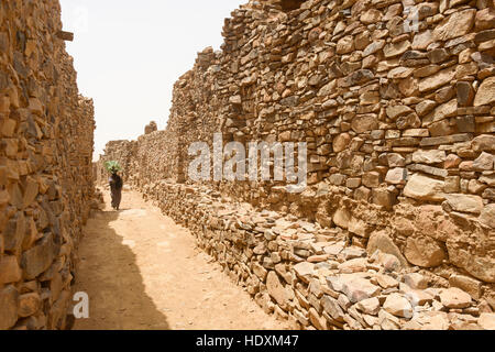 Village life in Ouadane, Mauritania Stock Photo
