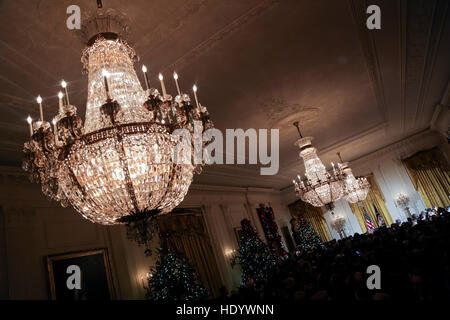 Washington, DC, USA. 14th Dec, 2016. Atmosphere during the second Hanukkah reception of the day in the East Room of the White House, in Washington, DC, USA, 14 December 2016. - NO WIRE SERVICE - Photo: Aude Guerrucci/Consolidated/Pool/dpa/Alamy Live News Stock Photo