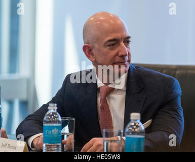 New York, USA. 14th Dec, 2016. Amazon CEO Jeff Bezos is seen at a meeting of technology leaders in the Trump Organization conference room at Trump Tower in New York, USA, 14 December 2016. - NO WIRE SERVICE - Photo: Albin Lohr-Jones/Consolidated/dpa/Alamy Live News Stock Photo